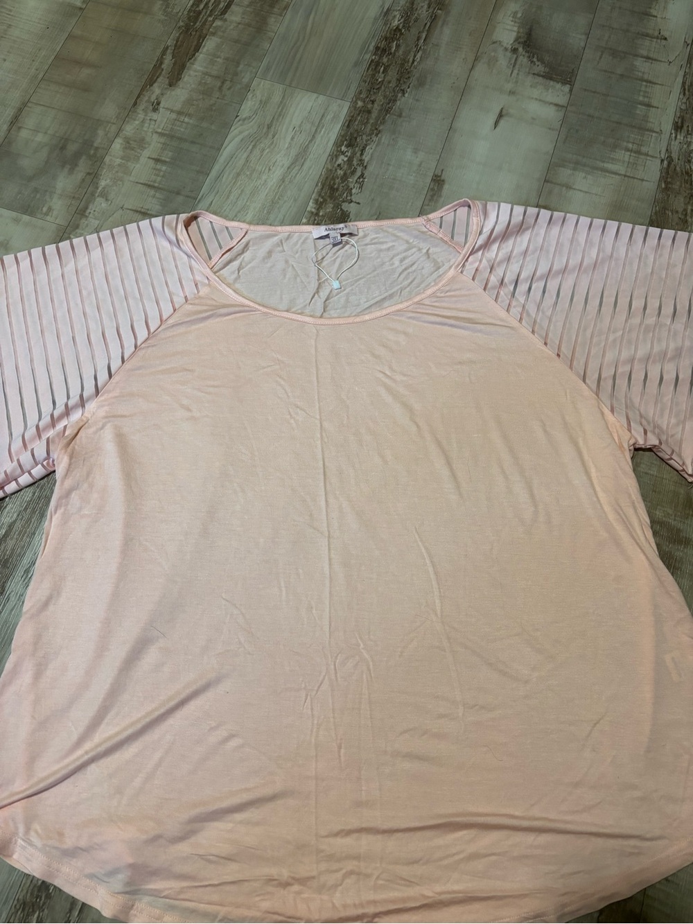 Women’s Light Pink Raglan Short Sleeve Tee